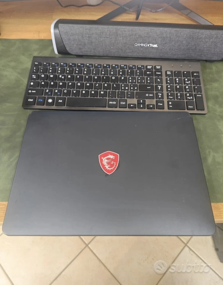 Apple MacBook Pro 13" M2 · 8GB · 256GB, foto 4 di 5