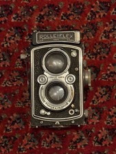 Rolleiflex 3.5A Film Camera with Zeiss Opton Tessar Lens. Automat Model 3