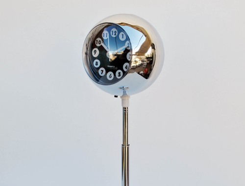Space Age Ball Clock watch Silver with alarm and light eye - Picture 6 of 10