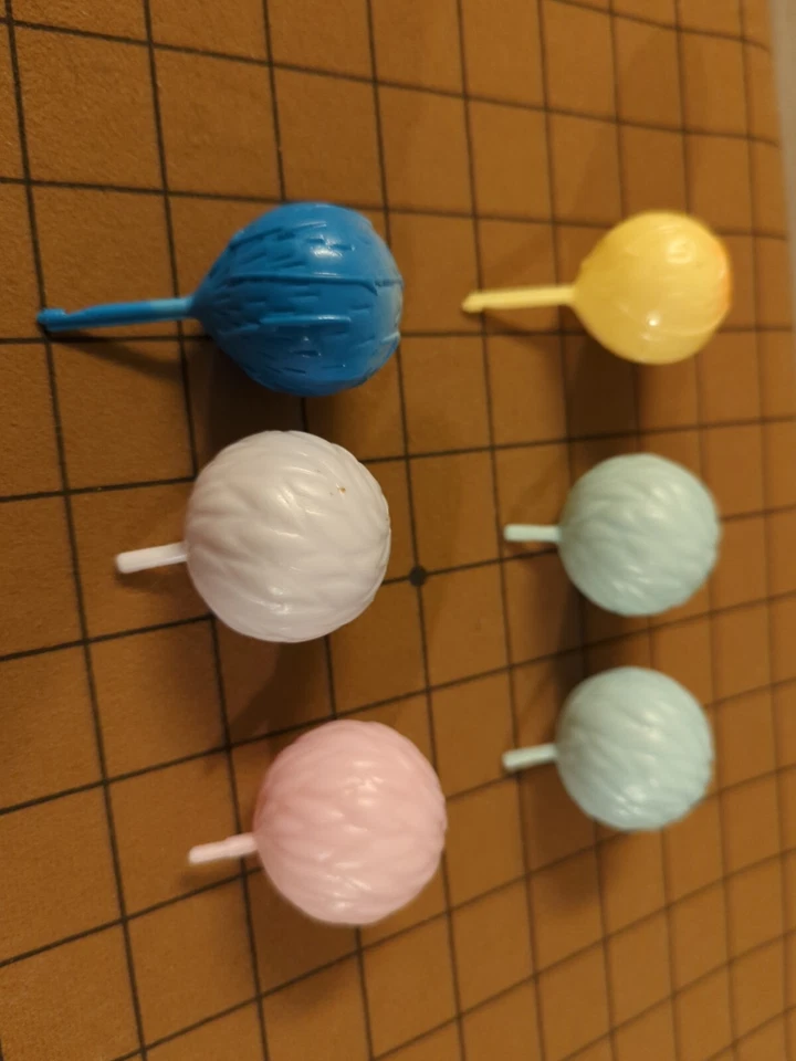 Acessórios oficiais de bonecos de ação Dragon Ball Z: 6 Ki Blast Irwin Toys vintage  - Imagem 3 de 4