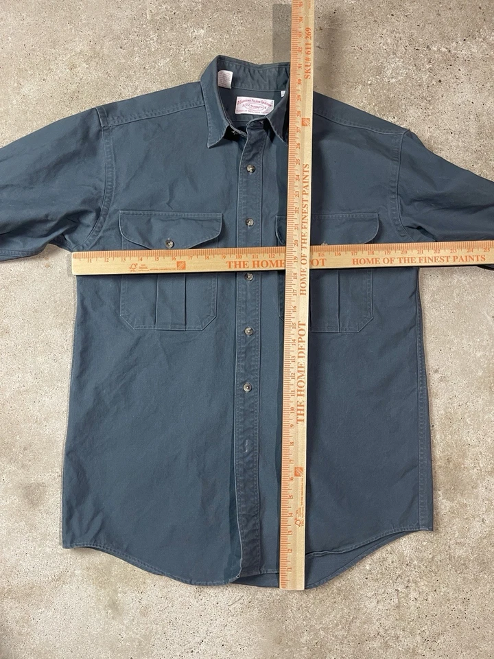 C C Filson Size M Men’s 100% cotton Gray long sleeve shirt Made USA Vintage - Image 3 of 3