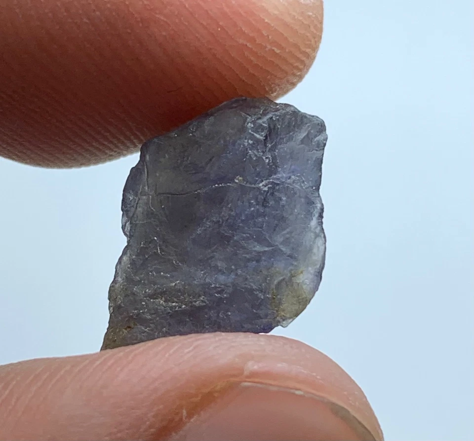 247 Carat Stunning Natural Iolite In Raw form From Africa  |Raw jewellery - Image 3 of 4