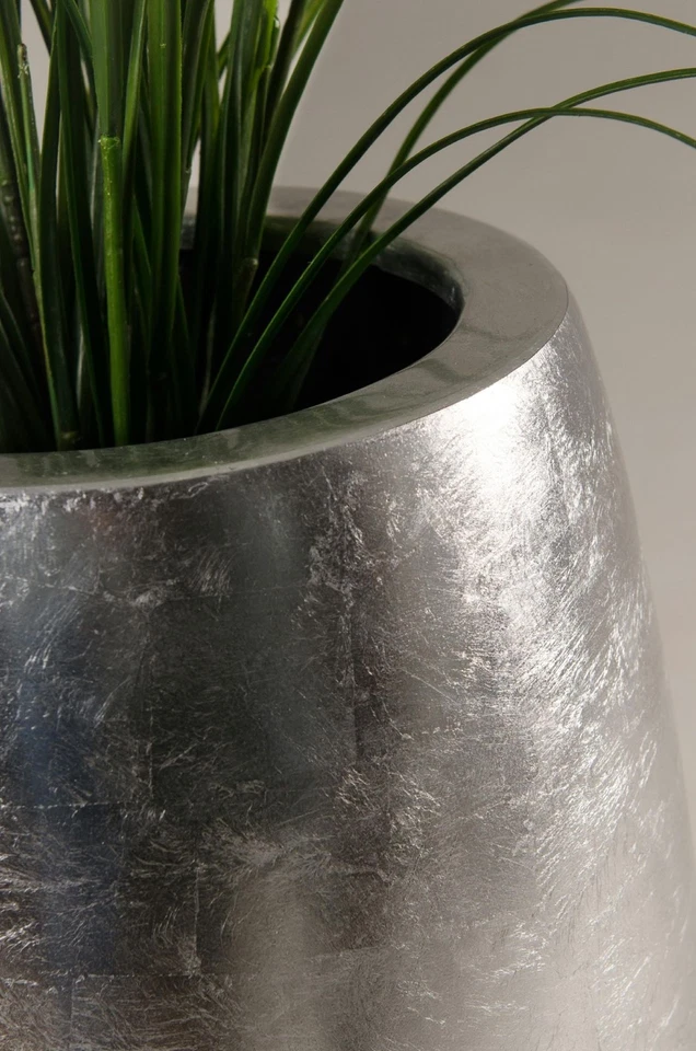 Exklusiver Pflanzkübel MAGNUM Fiberglas 80 cm, Silber Hochglanz B-WARE - Bild 2 von 4