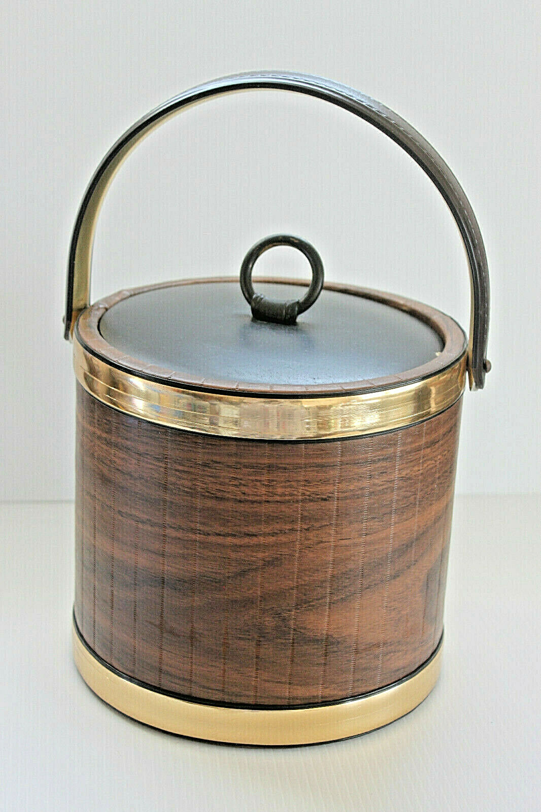 Foto 2 di 12