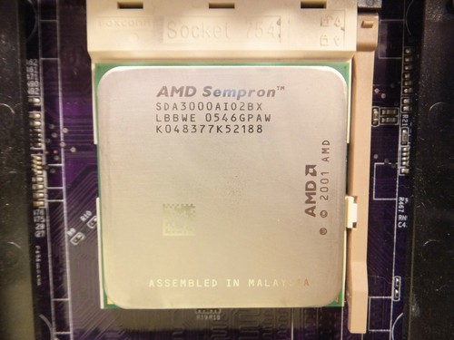 ECS Elitegroup RS482-M754 Rev.1.0 Socket 754 AMD Motherboard +CPU 3000+, 1Gb,I/O - Picture 11 of 11