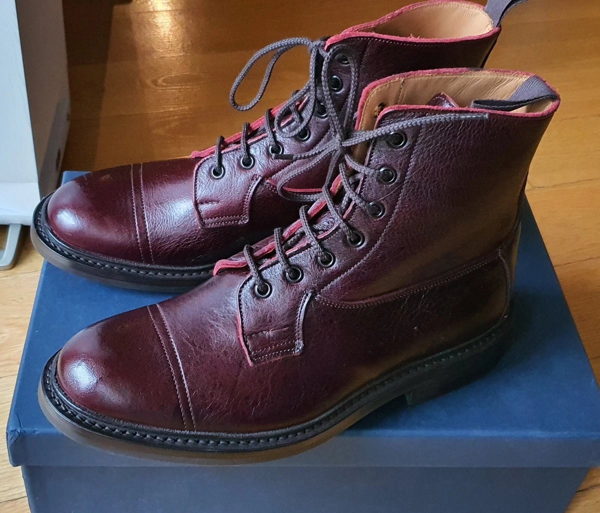 BNIB Tricker's Grassmere boots sign kudu UK 7,5 EU 41,5 Dainite sole RRP565