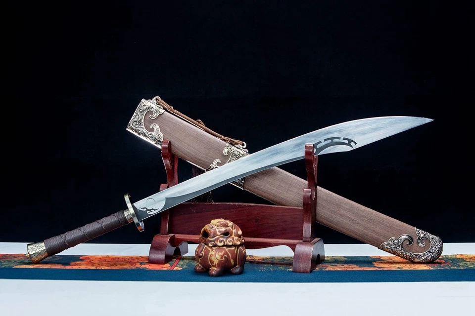 Handmade Chinese Kung Fu Dao Wu Shu Sword Sharp Manganese Steel Blade Broadsword - Image 4 of 4