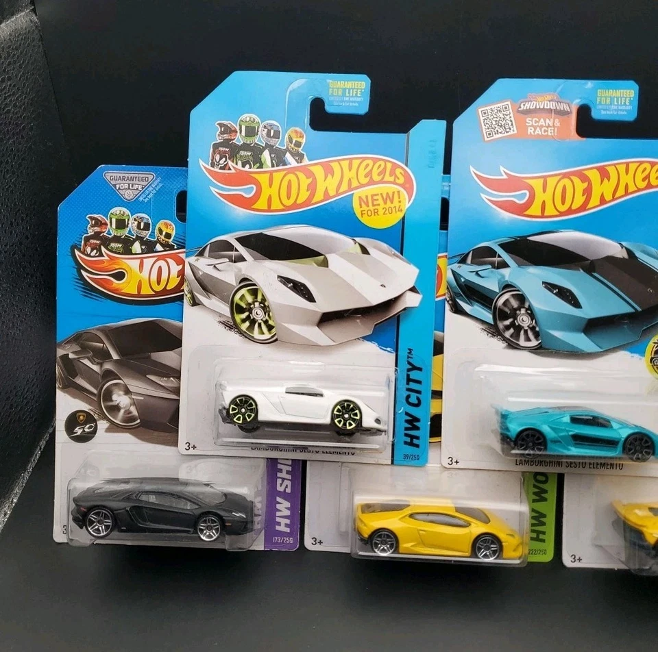 5 Hot Wheels Lamborghini Huracan, Lamborghini Sesto, Lamborghini Aventador Foto 3 de 4