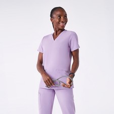 FIGS Casma Three-Pocket V-Neck Medical Scrub Top Lavender Dew Limited Edition M