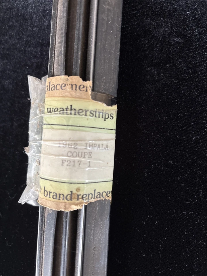 1961-62 Chevy, Pontiac, Olds, Buick Weatherstripping - Image 4 of 4
