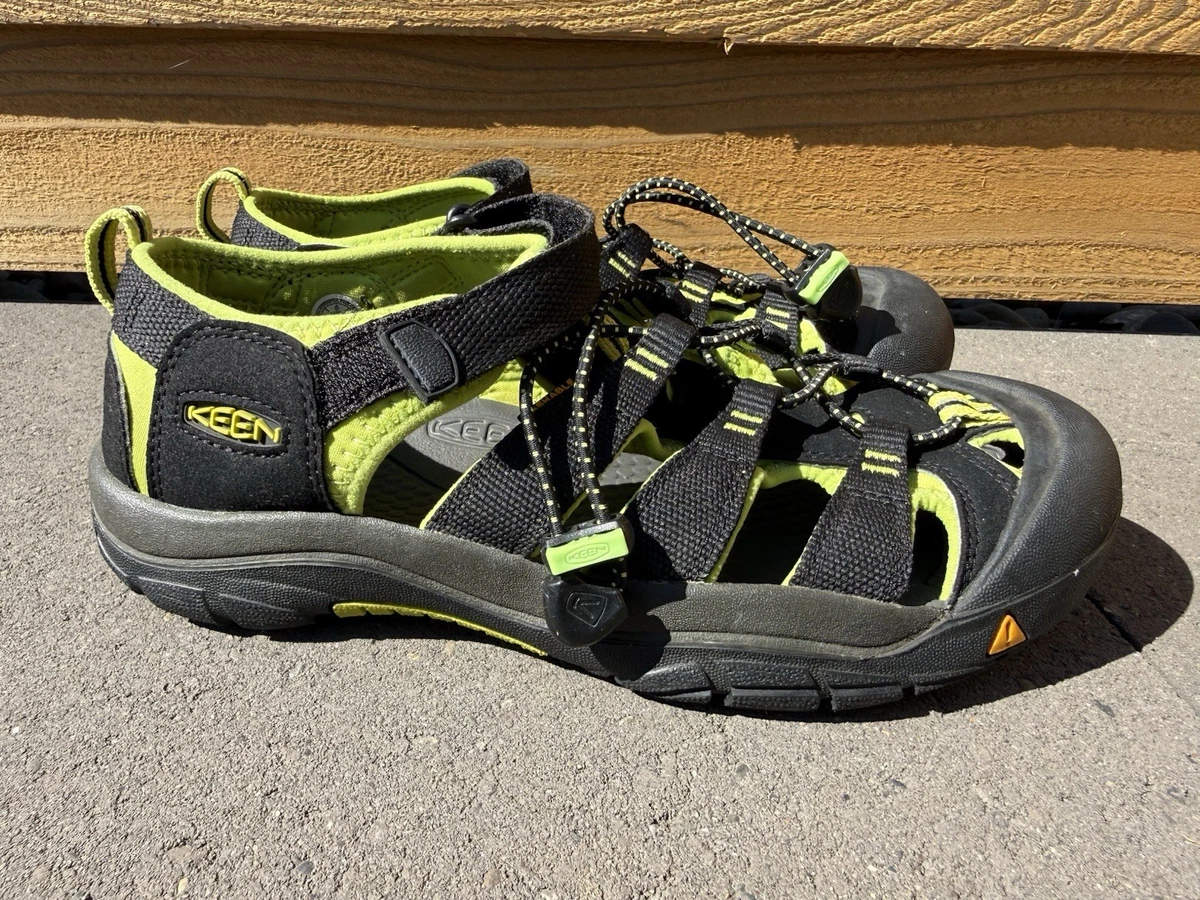 Keen Black Red Slip-On Men\'s Sandals outdoor hook and loop Size 12 NWB‎ Amazon.com | KEEN Men main image 4