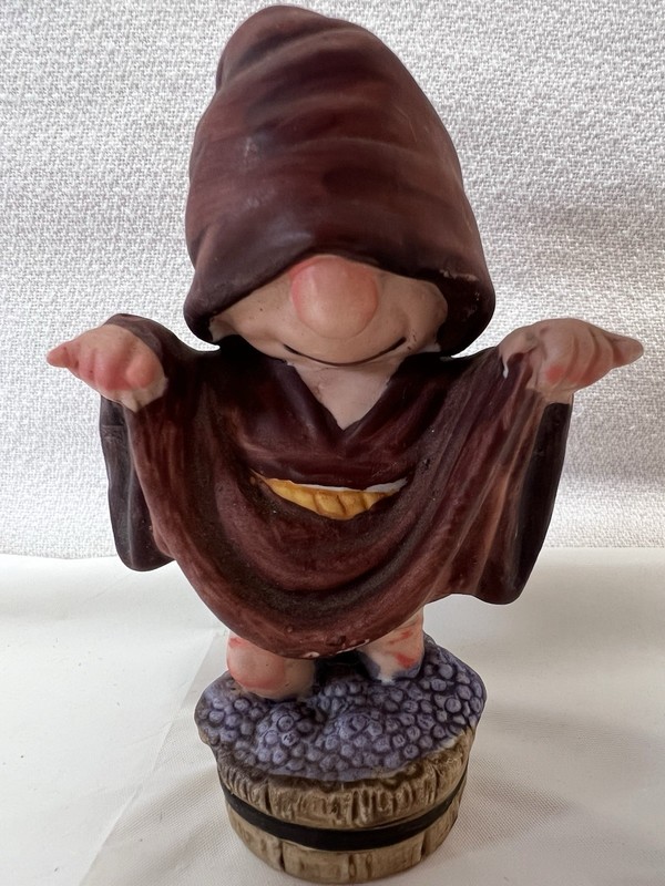 Excellent Condition Vintage George Good Ceramic (4” H) Monk Figures Beth Barton