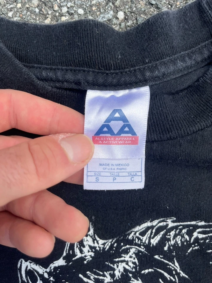 WWE Эдди Герреро 1967-2005 Viva La Raza размер маленький черная футболка двусторонняя - Изображение 2 из 3