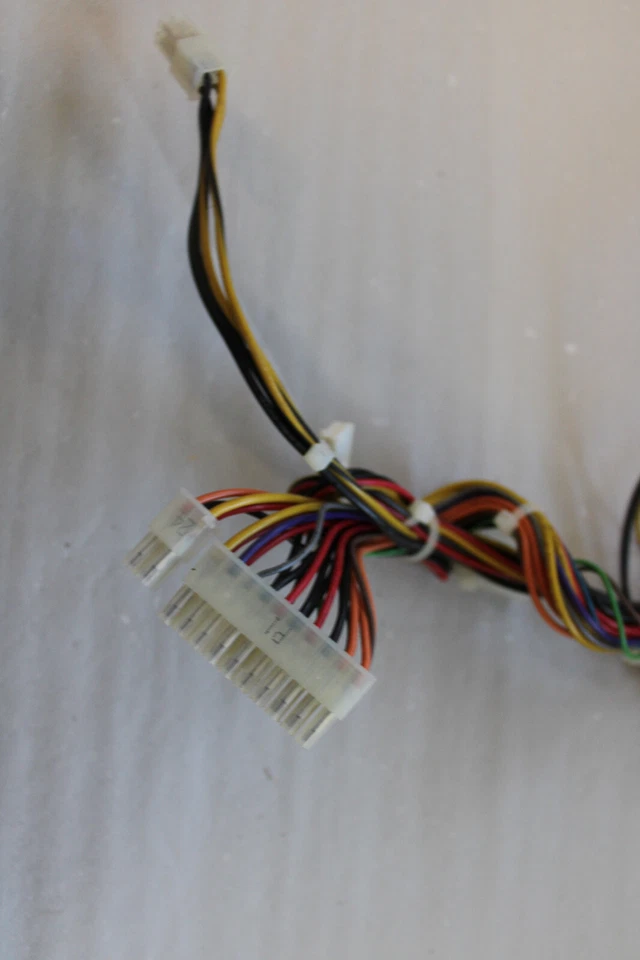 AOpen AO300-08TE8 300W   Netzteil Active PFC Switching Power Supply - Bild 3 von 4