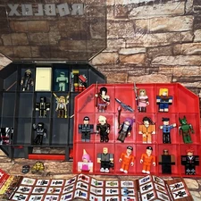 Roblox Figure Lot Of 20 World Zero/Museum Jailbreak ￼Heist ￼W/ Case Plus Access