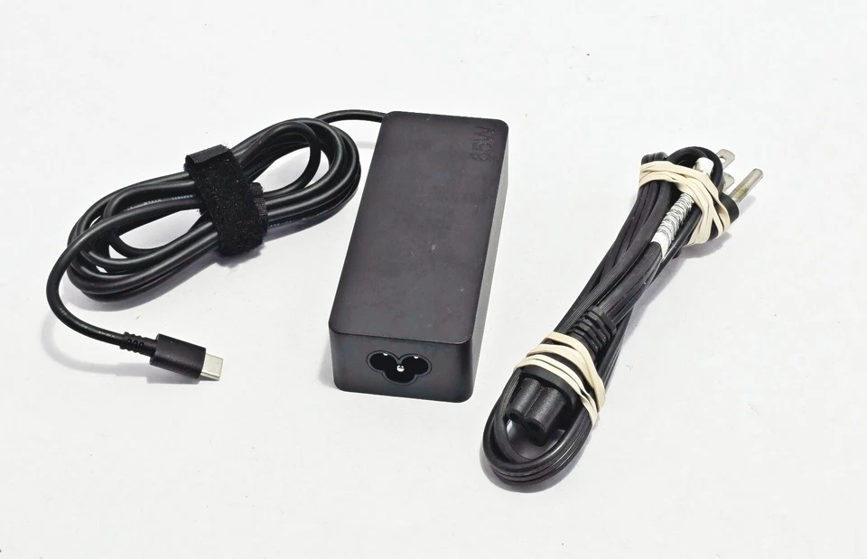 Adaptador de CA Lenovo 65 vatios tipo C USB ADLX65YCC3A para ThinkPad IdeaPad ThinkBook Foto 4 de 4
