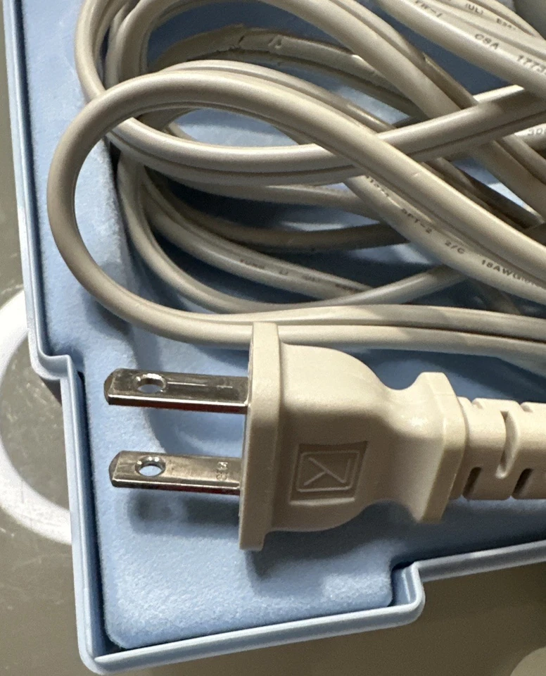 Zepter Bioptron Compact III Terapia de Luz 100-230V Enchufe Forma A Tipo De EE. UU. Foto 2 de 4