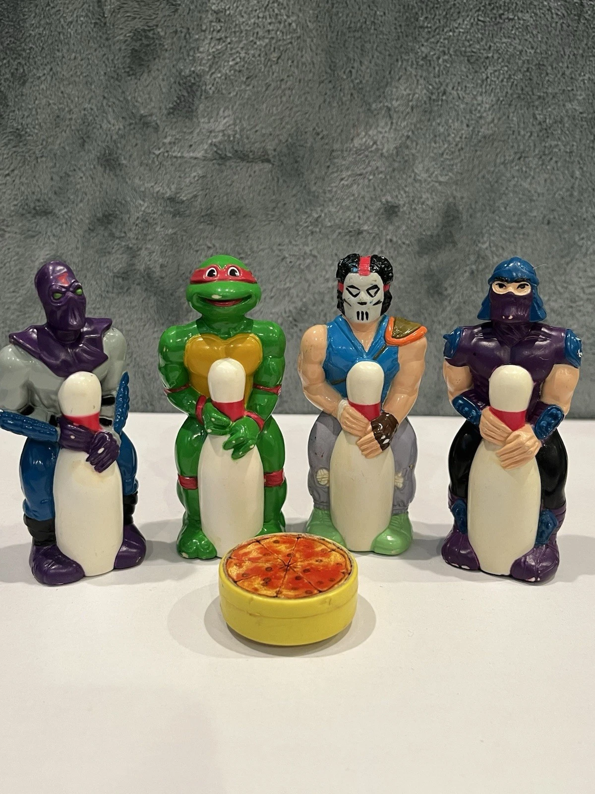 Mirage Studios 1990 Teenage Mutant Ninja Turtles Plastic Bowling Game Pieces Set