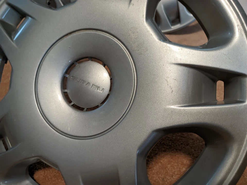 4X Subaru 28811AE01A Wheel Hub Center Caps for 200-2004 Legacy Outback Baja - Image 2 of 4