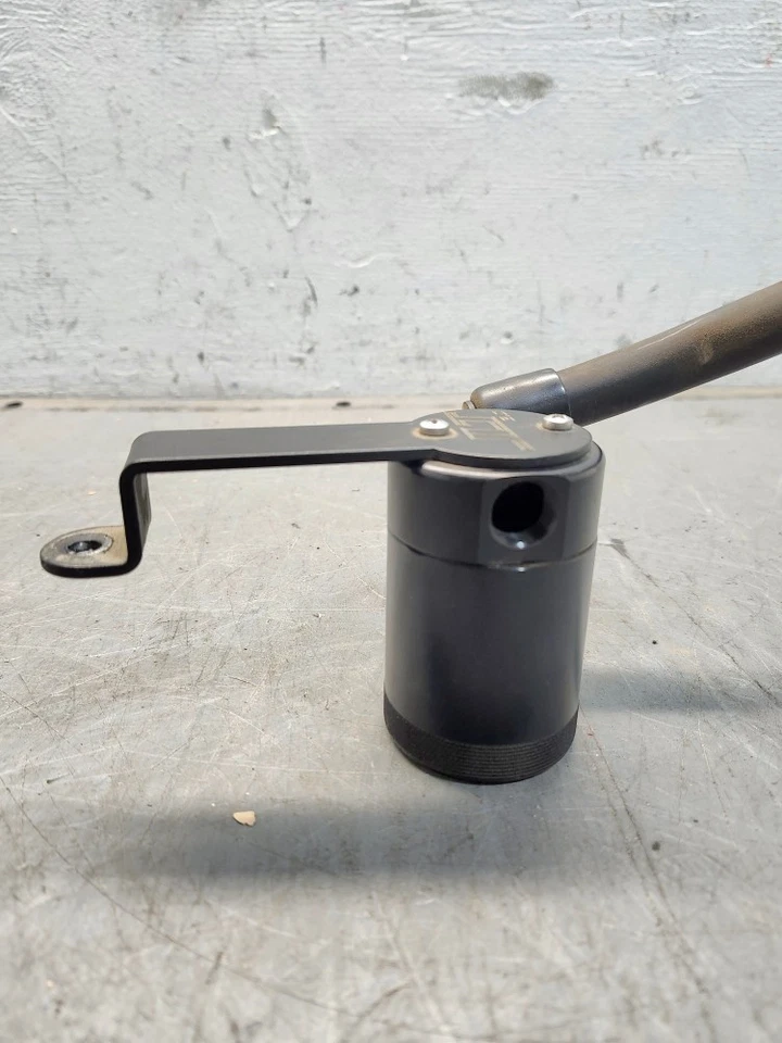 Aftermarket JLT 3.0 Oil Catch Can For 15 Ford Mustang GT 5.0L - Image 3 of 4