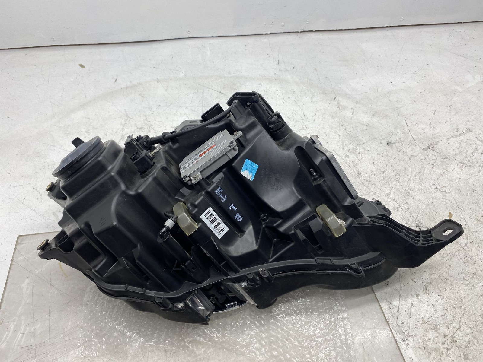 2014-2019 BENTLEY FLYING SPUR FRONT RIGHT SIDE AUTO LEVEL PROJECTOR HEADLIGHT