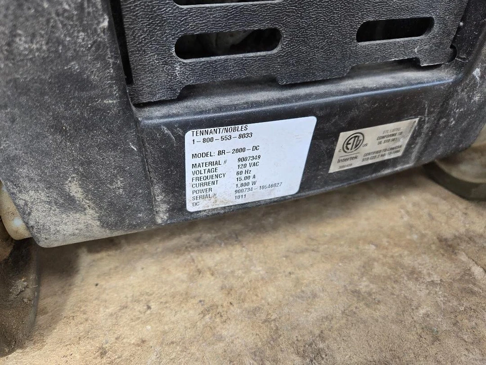 Tennant Company BR-2000-DC 20 英寸 Cord Electric 2000 RPM 粉尘控制燃烧器 — 第 3/3 张图片