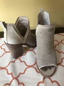 kensa peep toe bootie