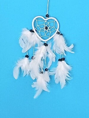 SMARTHIPPO.CO.UK Pequeño Corazón Blanco Atrapasueños - Dormitorio para Niños Infantería Medias Relleno Regalo