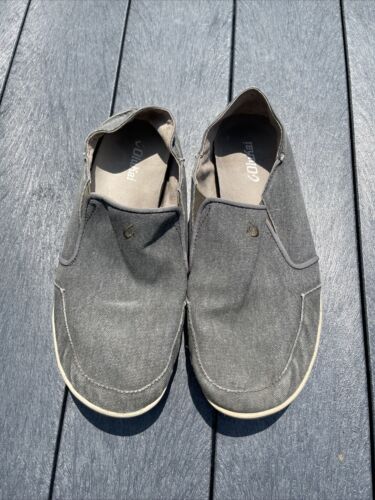 OluKai Herren Größe 12 Nohea Lole Slipper Freizeit Bootsschuhe grau Halbschuh