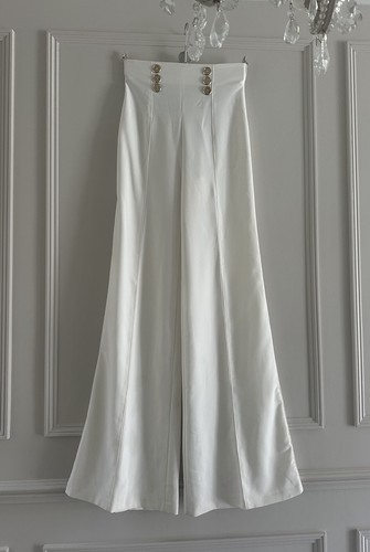 Elisabetta Franchi Wide Leg trousers Small size 10 Would Fit An 8