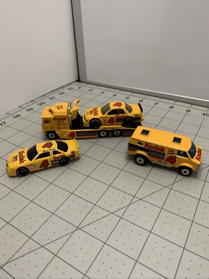 1991 #4 ERNIE IRVAN   KODAK  SUPER STAR TEAM CONVOY 304        