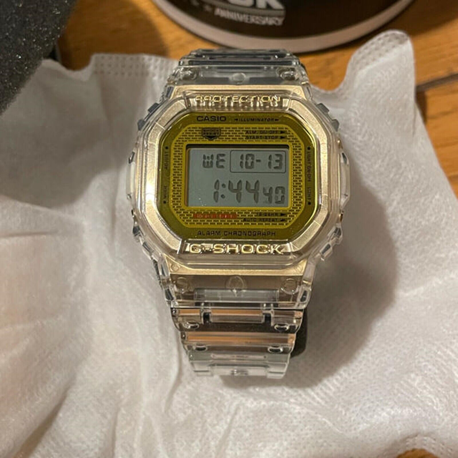 【未使用】G-SHOCK DW-5035E-7JR 35周年グレイシア ゴールド