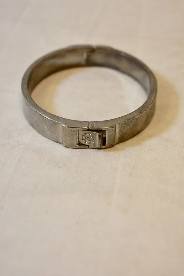 Brazalete brazalete ANN TAYLOR plateado talla 7 a la venta Foto 4 de 4