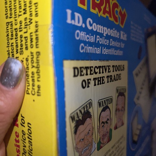 DICK TRACY I.D. COMPOSITE KIT 1990 PLAYMATES SEALED! - Picture 3 of 4