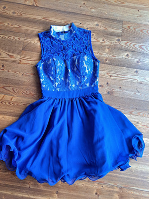 Kleid von Chi Chi Fasching Eiskönigin Größe 34