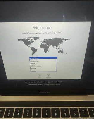 Apple MacBook Pro 13  2018 i7 16GB RAM 512 SSD Touch Bar FAST Really BEAUTIFUL