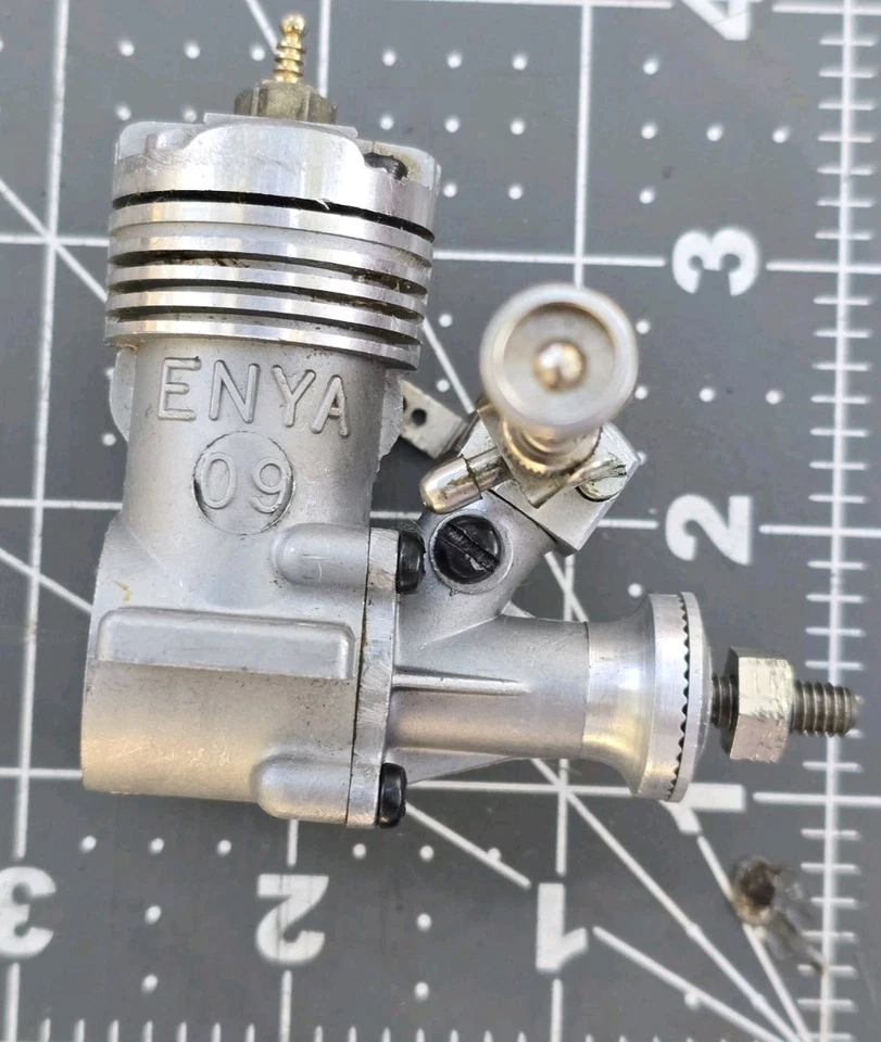 VINTAGE ~ Enya 09 Model, RC Airplane Engine - Image 2 of 4