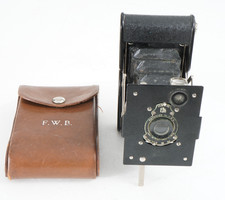 - EX Eastman Kodak No. A-127 Vest Pocket Autographic w/ case Stylus