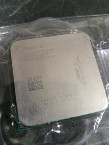 Processeur AMD FX-8320E 8 Cœurs - Socket AM3+ - 3.2 GHz à 4.0 GHz - Occasion Bon état