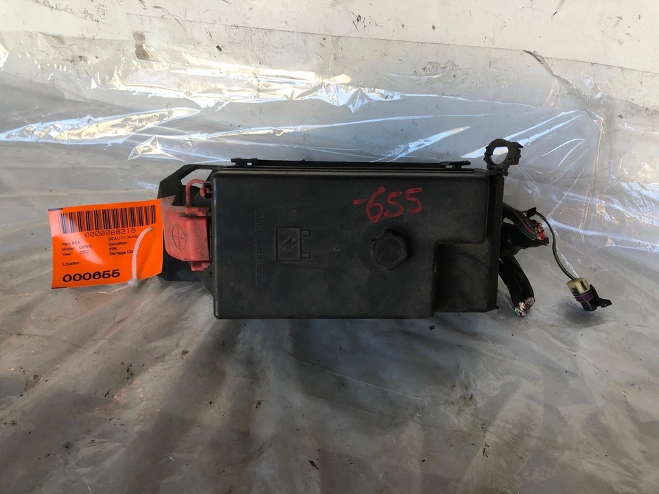 Pontiac Grand Prix 2002-2003 caja de fusibles relé panel de conexiones 3,8 L fabricante de equipos originales Foto 3 de 4