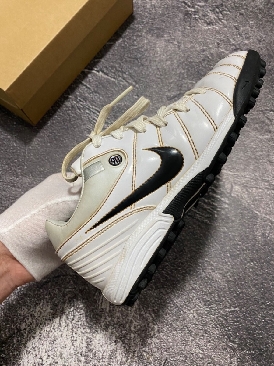 2006 Nike Total 90 shift TF Turf Size 35.5 vintage soccer 2006 Nike Total 90 shift TF Turf Size 35.5 vintage soccer