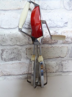 Vintage Prestige Edelstahl rotierender Eierschläger Hand Schneebesen