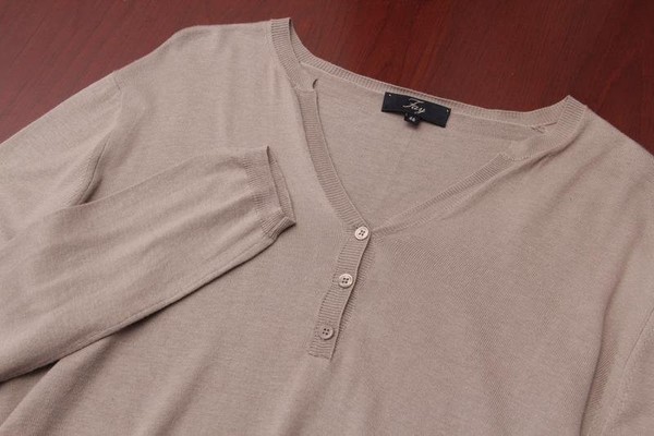Women Fay Sweater Beige Silk 38 / M / 46