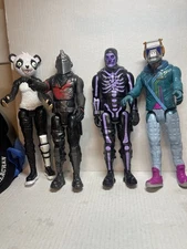4- Fortnite figures Jazwares 2019 Set Skull Trooper Panda Black Knight DJ Yonder