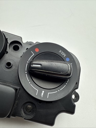 2015 - 2018 VOLKSWAGEN JETTA HEATER AC CLIMATE CONTROL 5C0820047BR BLACK OEM * - Picture 8 of 8