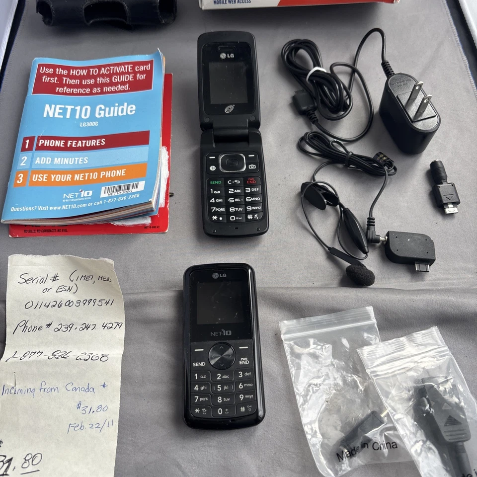 LG420G LG Flip Phone TracFone in Original Box + LG300GB Vintage - Image 4 of 4