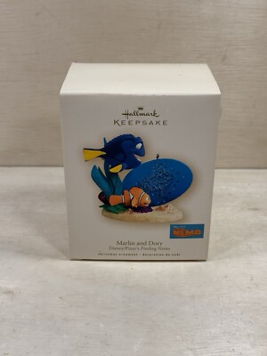 Hallmark Keepsake '07 Marlin & Dory Disney Pixar Finding Nemo Christmas Ornament