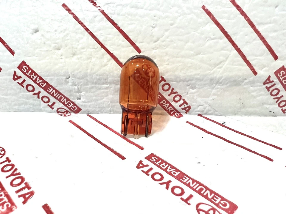 *NUEVO FARO INDICADOR DE SEÑAL DE GIRO ÁMBAR OEM BOMBILLA 90981-15021 SCION TC IQ XD Foto 2 de 4