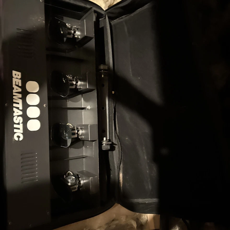 Equinox Beamtastic EQLED56 4-Scanner DJ Disco Light + Denon DJ Carry Case – DMX - Image 2 of 4