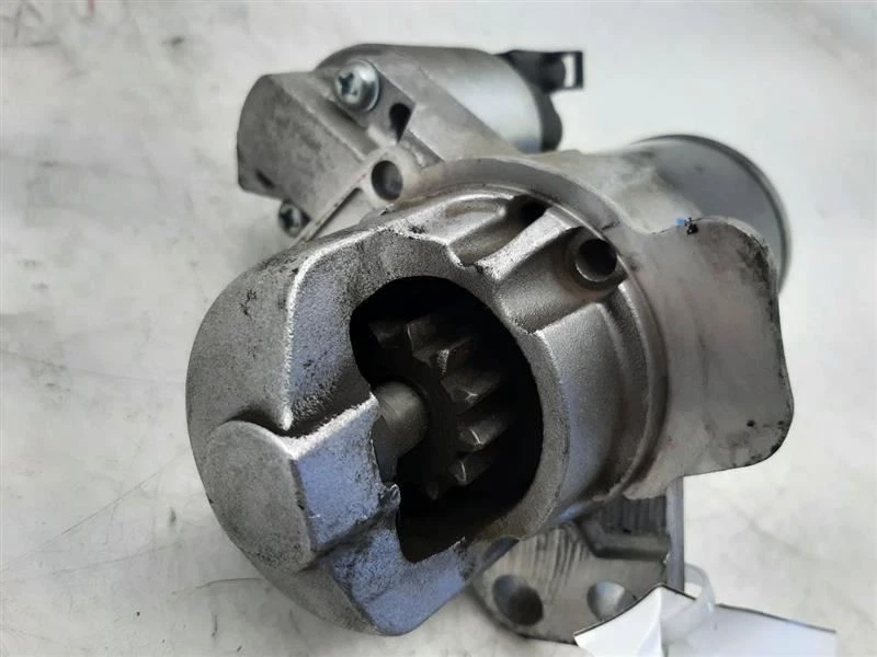 Motor De Arranque VIN 3 8º Dígito Opt Lfx 08-15 Cadillac CTS 12644788 Foto 4 de 4